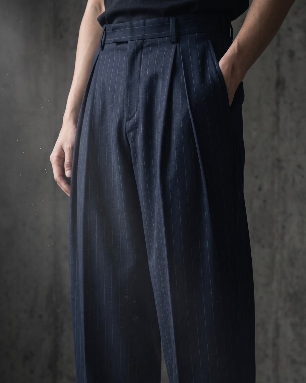EW Pleated Pants - Navy