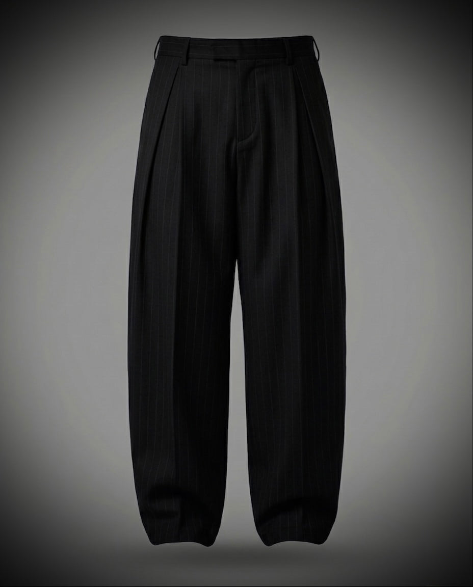 EW Pleated Pants — Black